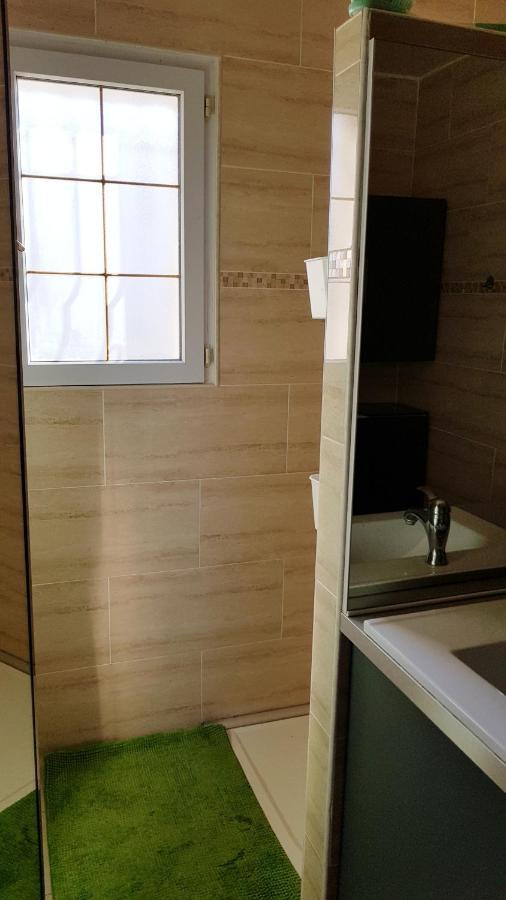Charmante Maison Climatisee Vedene - Avignon Avec Piscine Dış mekan fotoğraf